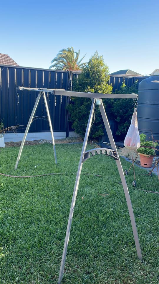 a Hills portable clothesline kelly j a Hills portable clothesline
